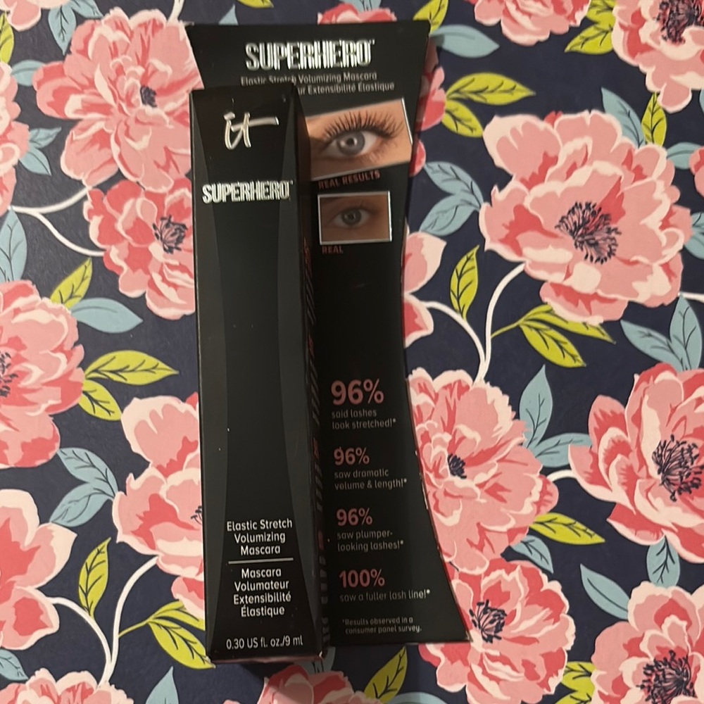 IT Cosmetics Superhero Mascara